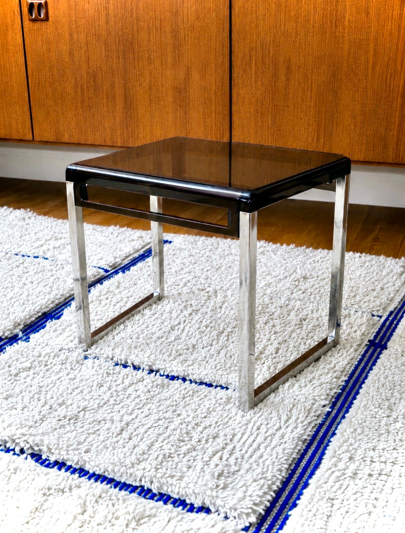 Table d’appoint attribuée à Marc Berthier – années 70