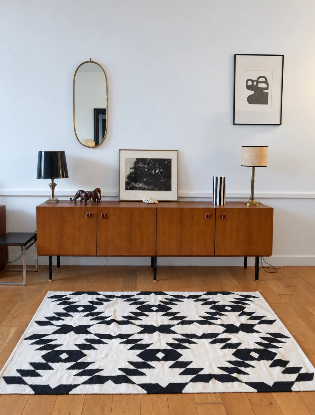 Tapis kilim en laine à motifs géométriques – noir & écru