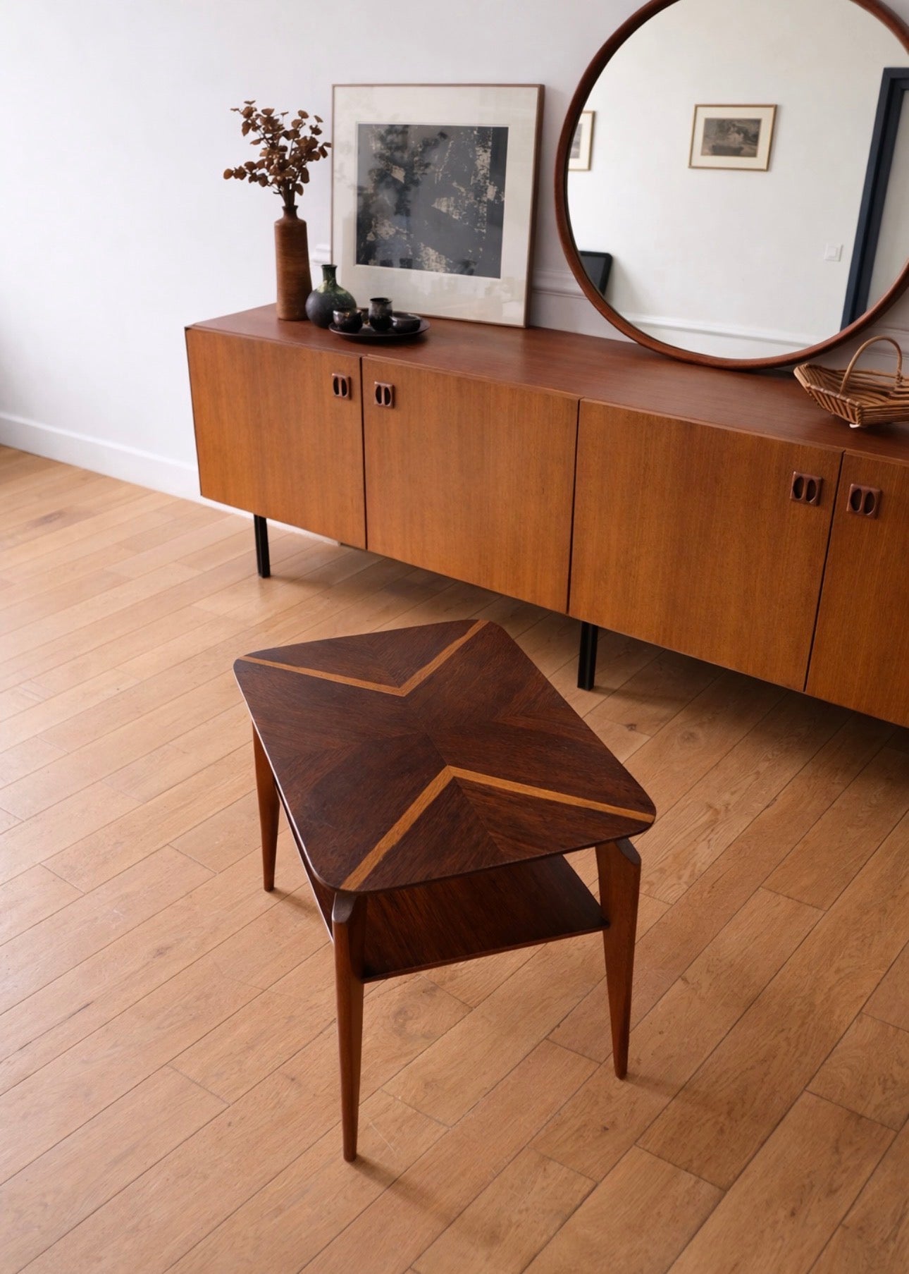 Table d’appoint en bois – années 50/60
