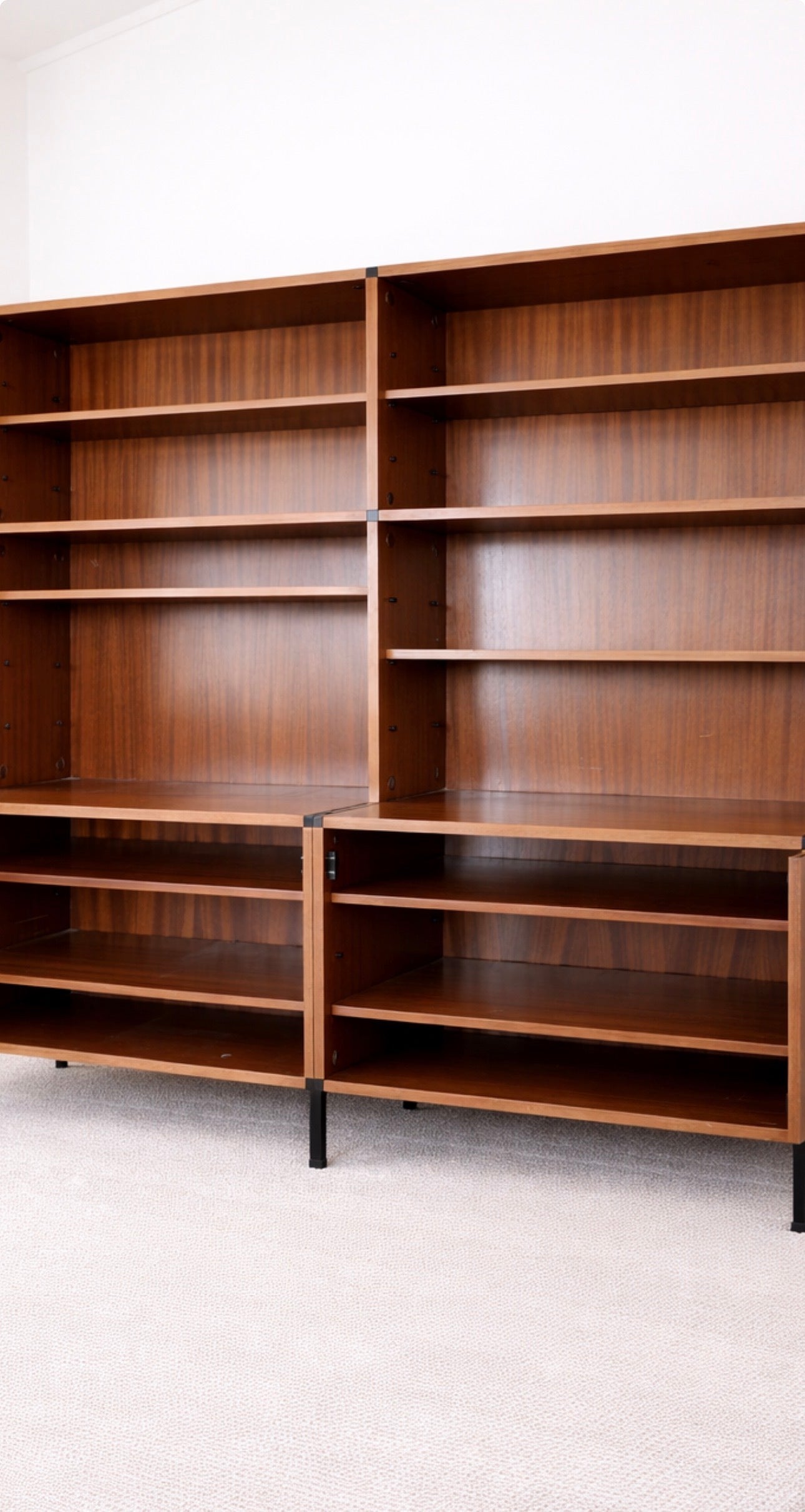 Bibliothèque modulable ARP Mainvielle – années 70