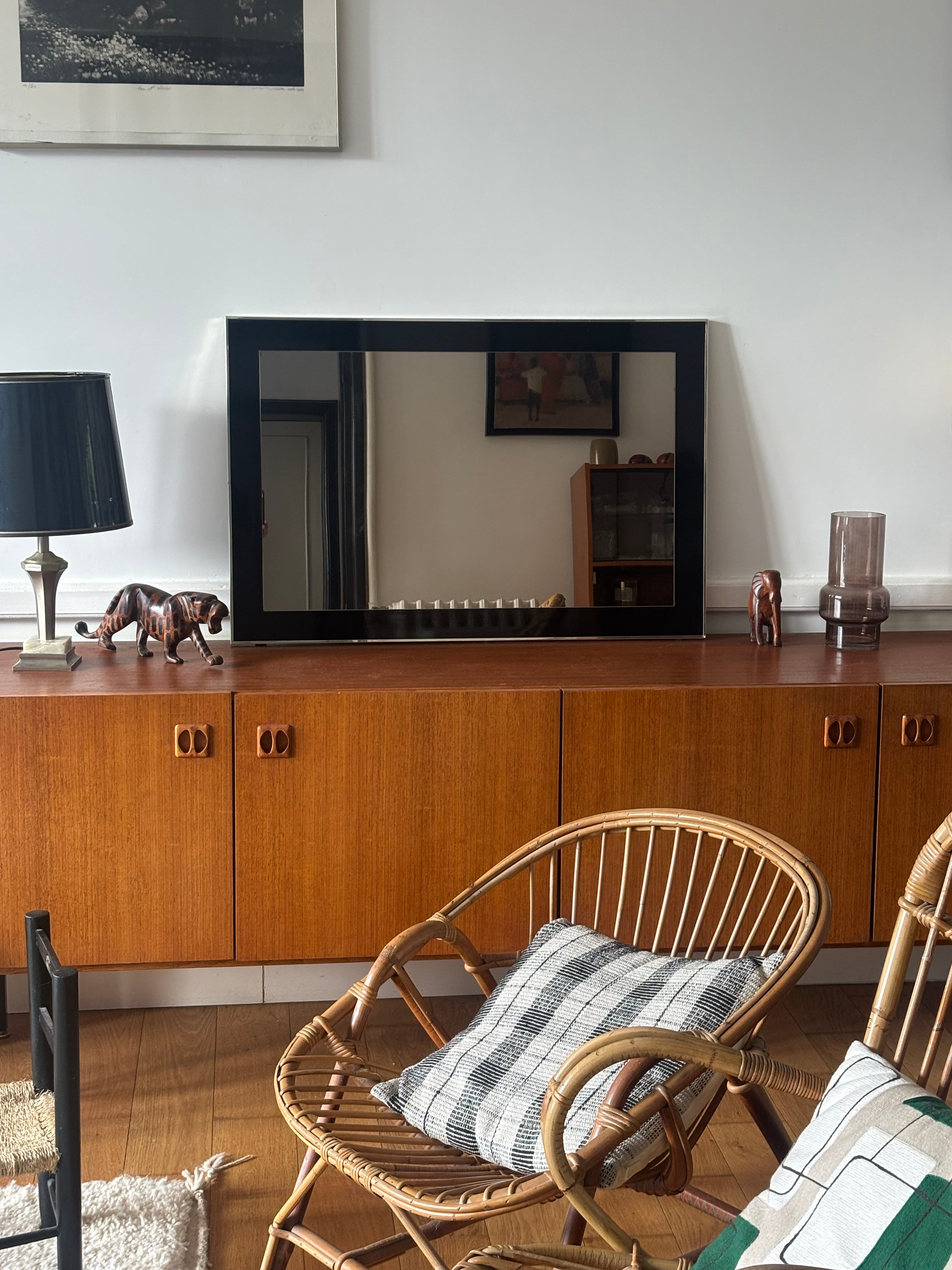 Grand miroir noir en verre fumé – années 80
