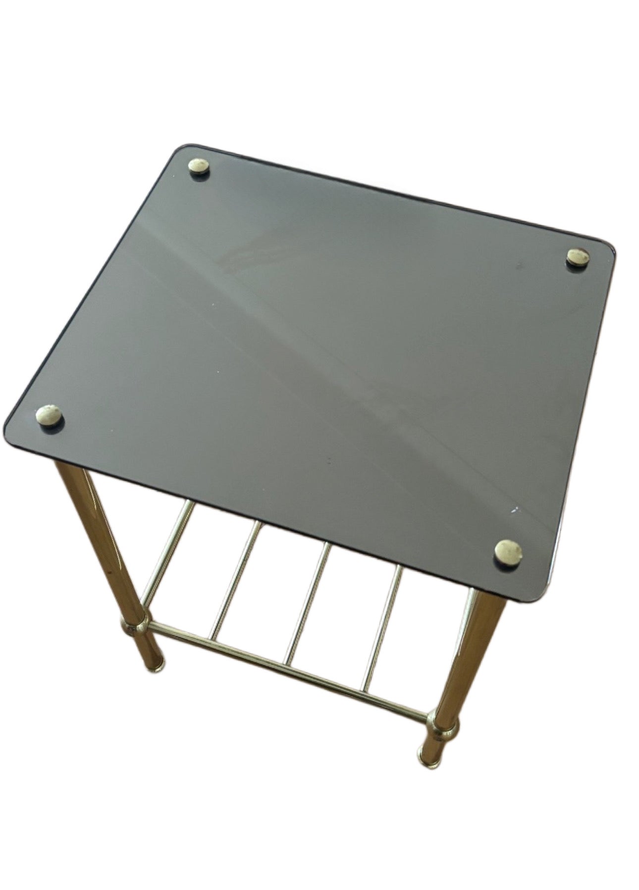 Table d’appoint en laiton et verre fumé – années 80/90