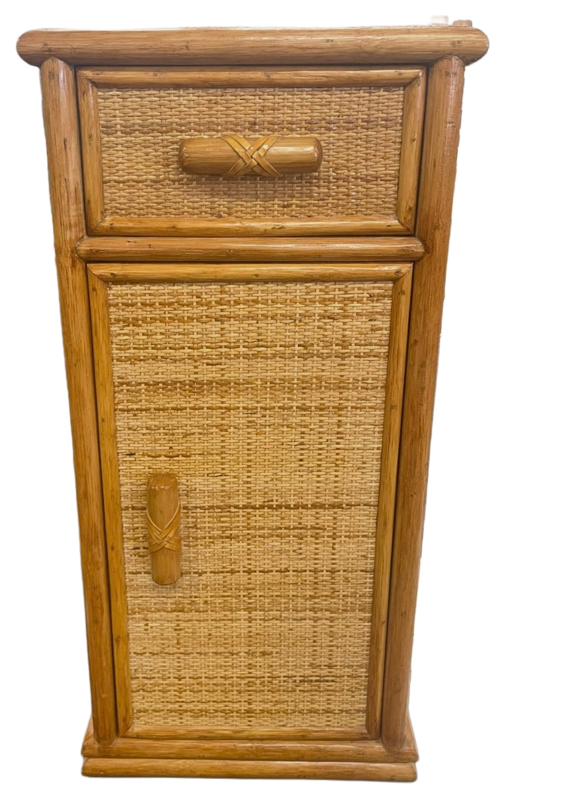 Meuble d’appoint en bambou et rotin – années 80