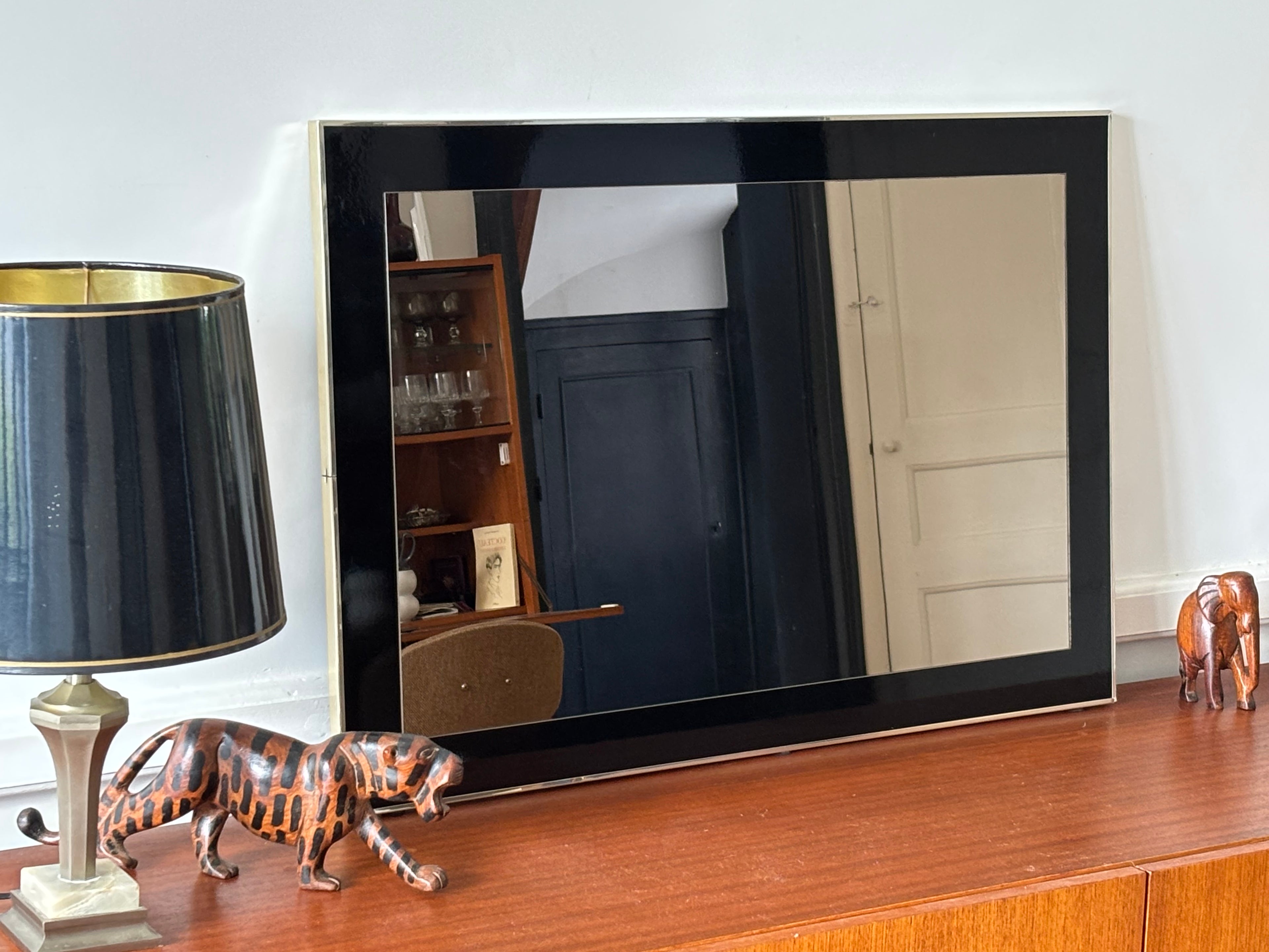 Grand miroir noir en verre fumé – années 80