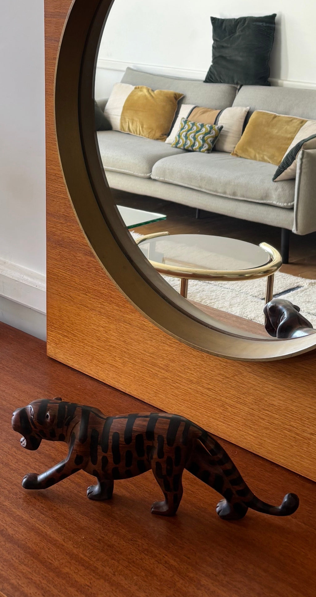Miroir mural vintage — bois & finition laiton (années 70)