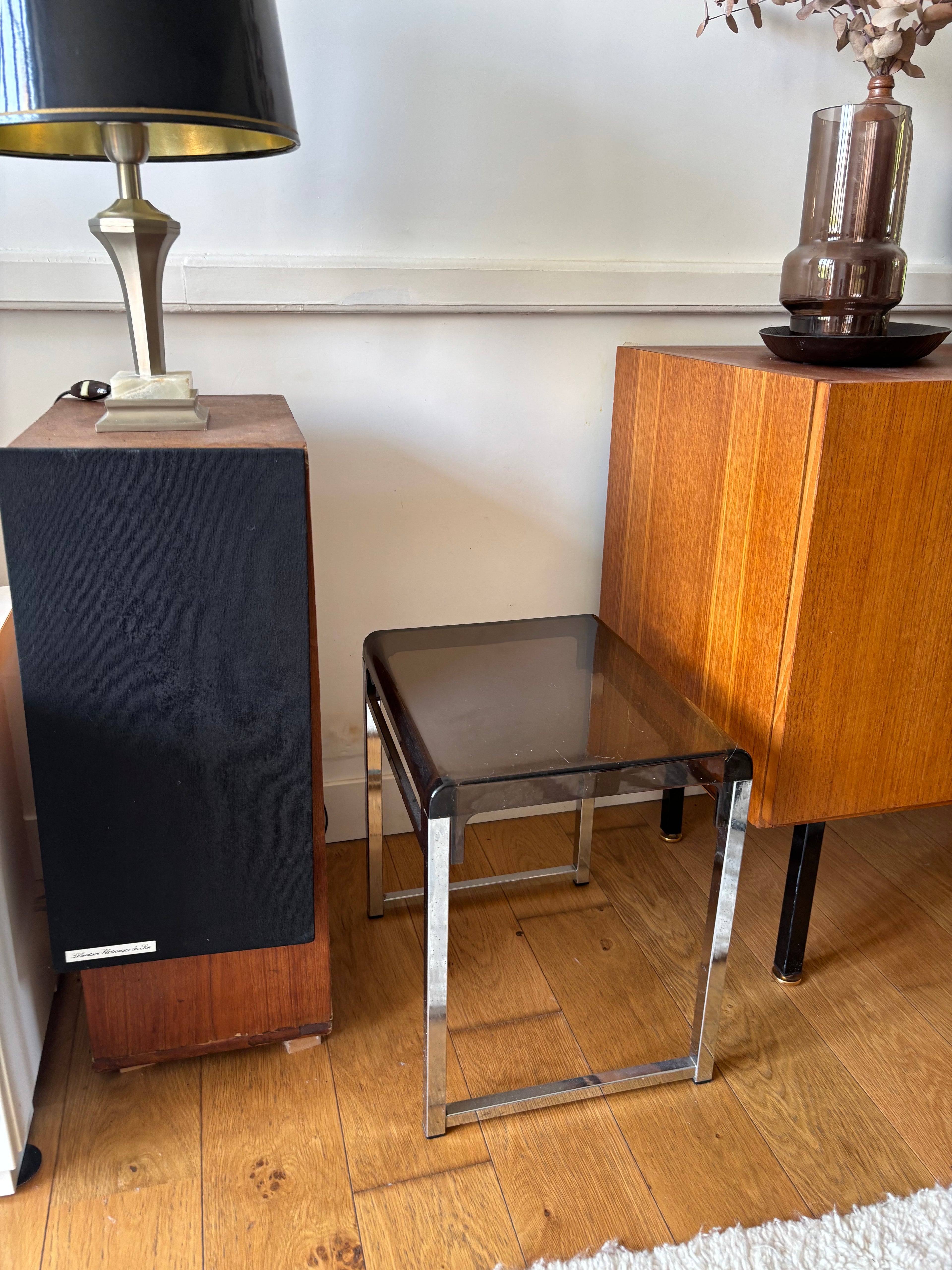 Table d’appoint attribuée à Marc Berthier – années 70