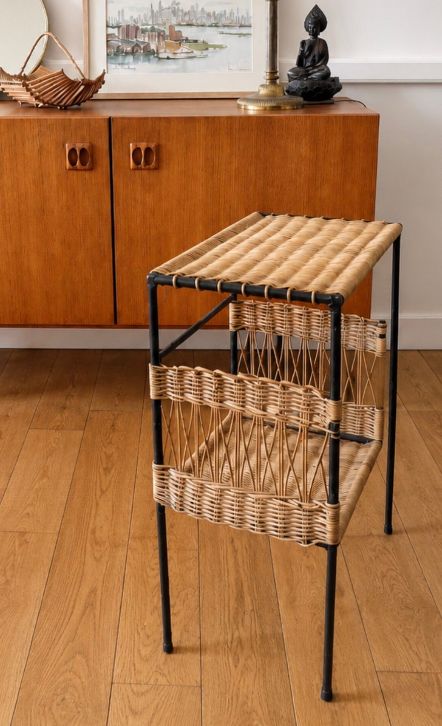 Table d’appoint en métal et osier tressé – années 70/80