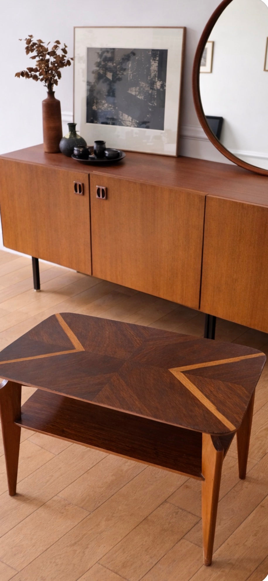 Table d’appoint en bois – années 50/60