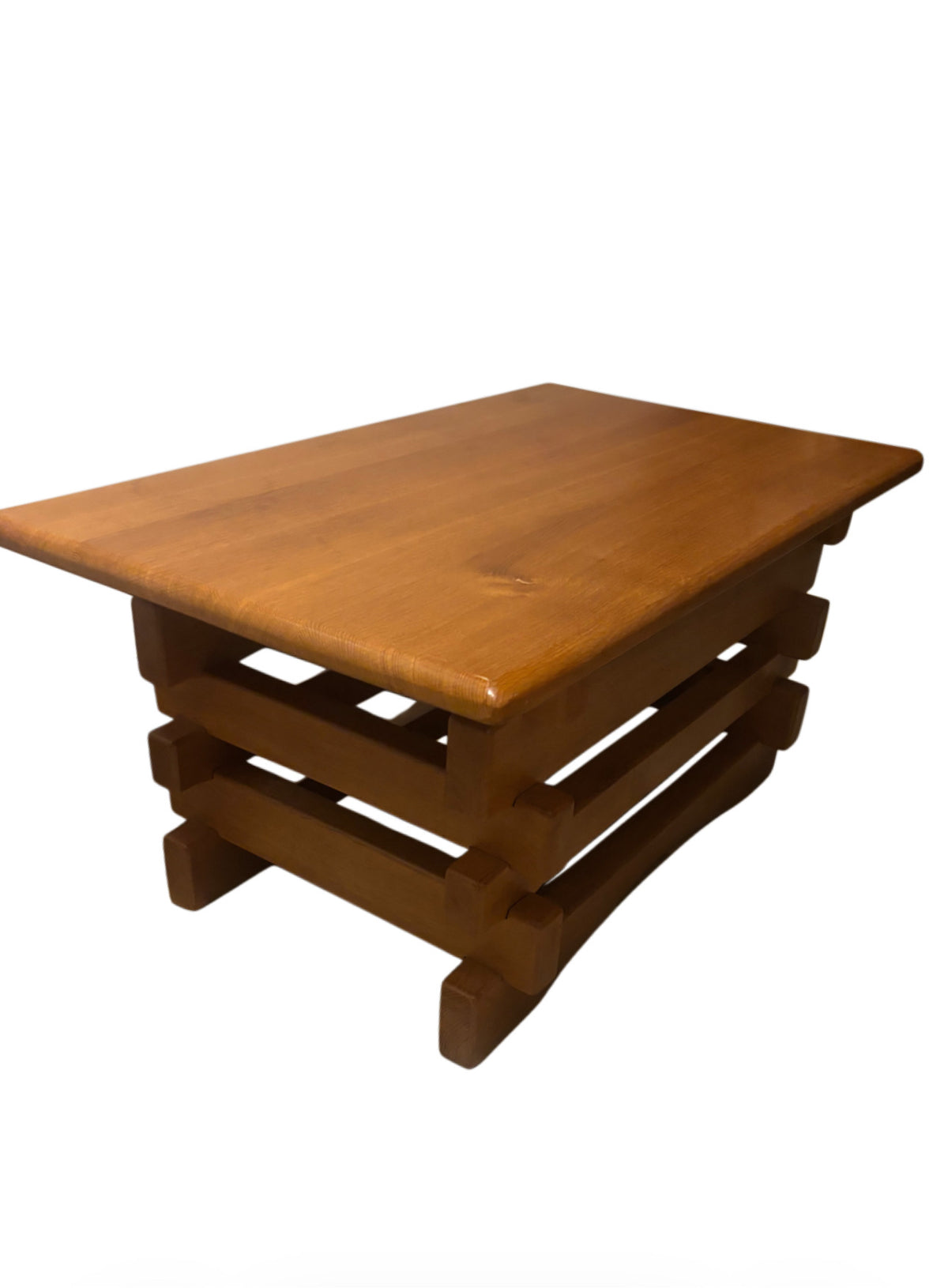 Table basse brutaliste en orme –– années 70
